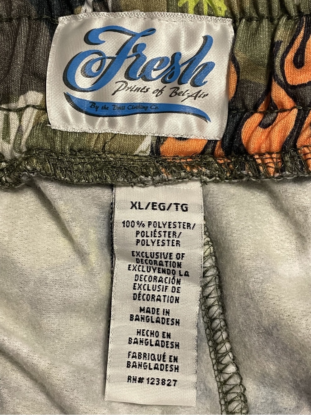 FRESH PRINTS OF BEL-AIR Men’s Camo Graffiti Joggers XL NWT Streetwear Flames - Picture 12 of 13